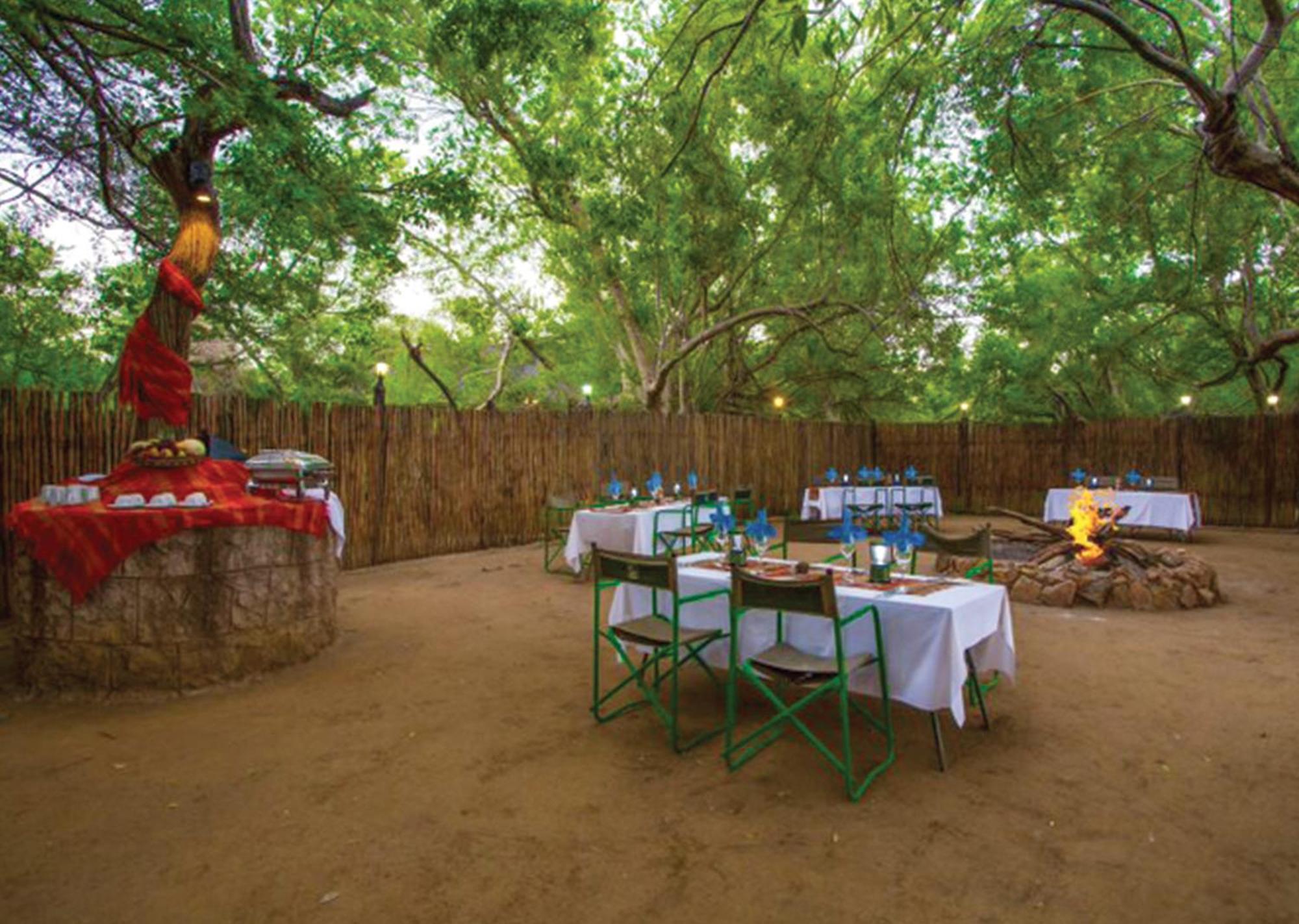 Madikwe River Lodge By Dream Resorts Заповедник Мадикве Экстерьер фото