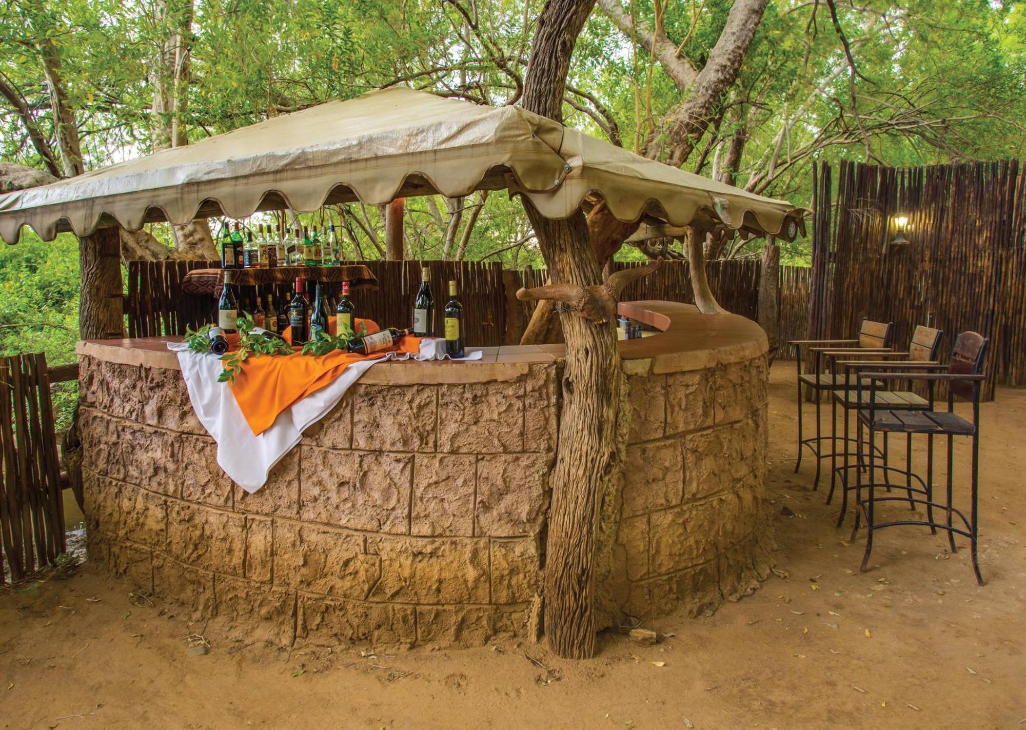 Madikwe River Lodge By Dream Resorts Заповедник Мадикве Экстерьер фото